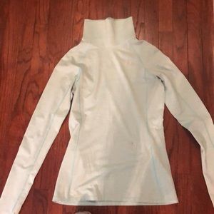 Aqua under Armour fleece lined jersey to wear under ski clothes